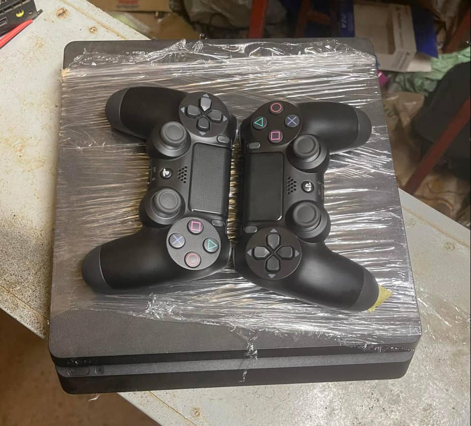 PlayStation slim