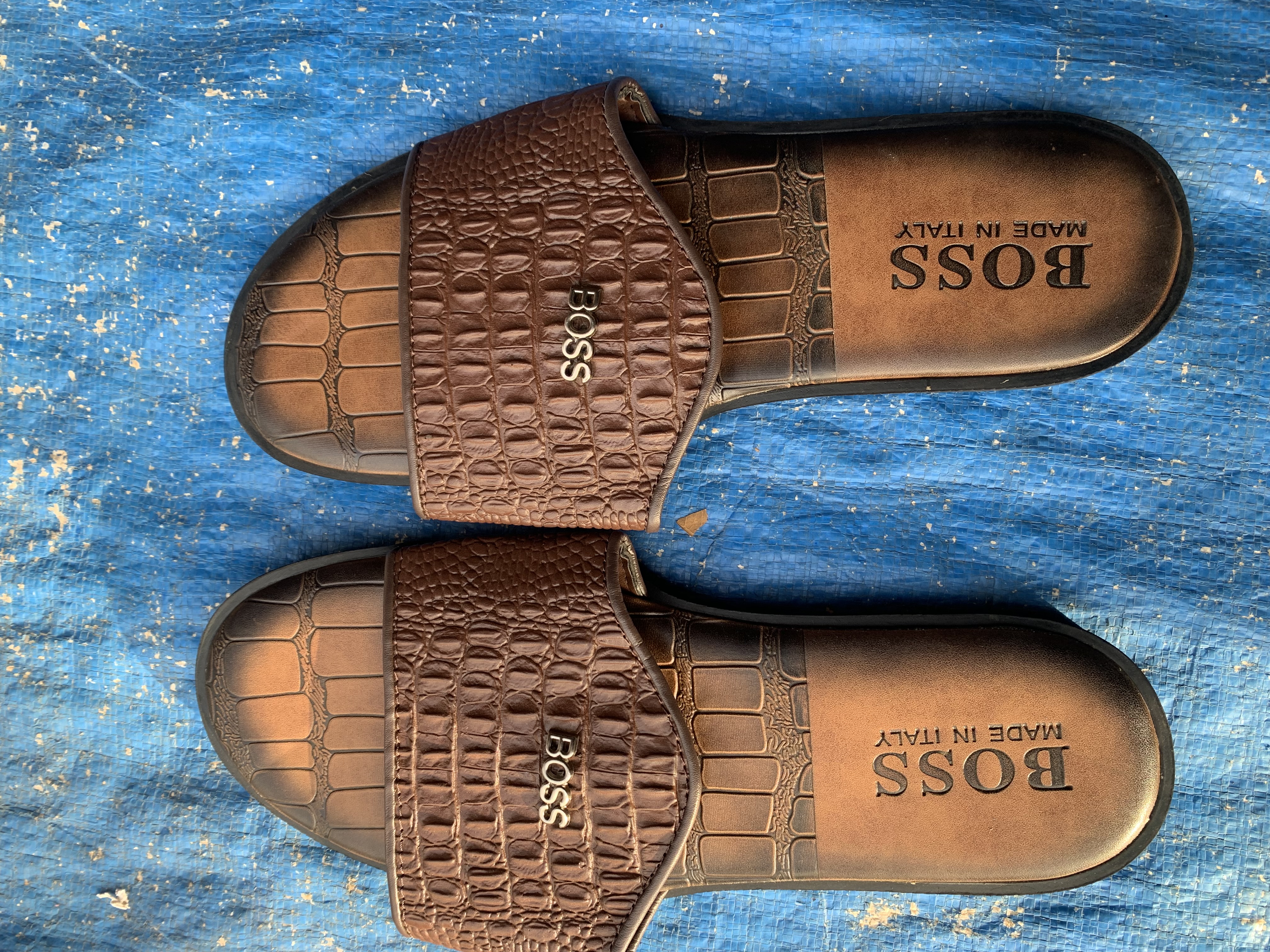 Claquette en cuir