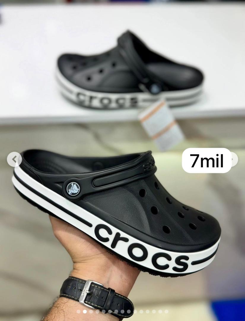 crocs